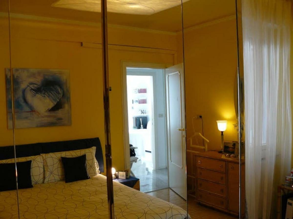 Un Gioiello Con Vista Mare Villa โมเนเลีย ภายนอก รูปภาพ